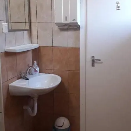 아파트 Szoloskert Apartman *