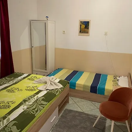 Szoloskert Apartman 아파트 *